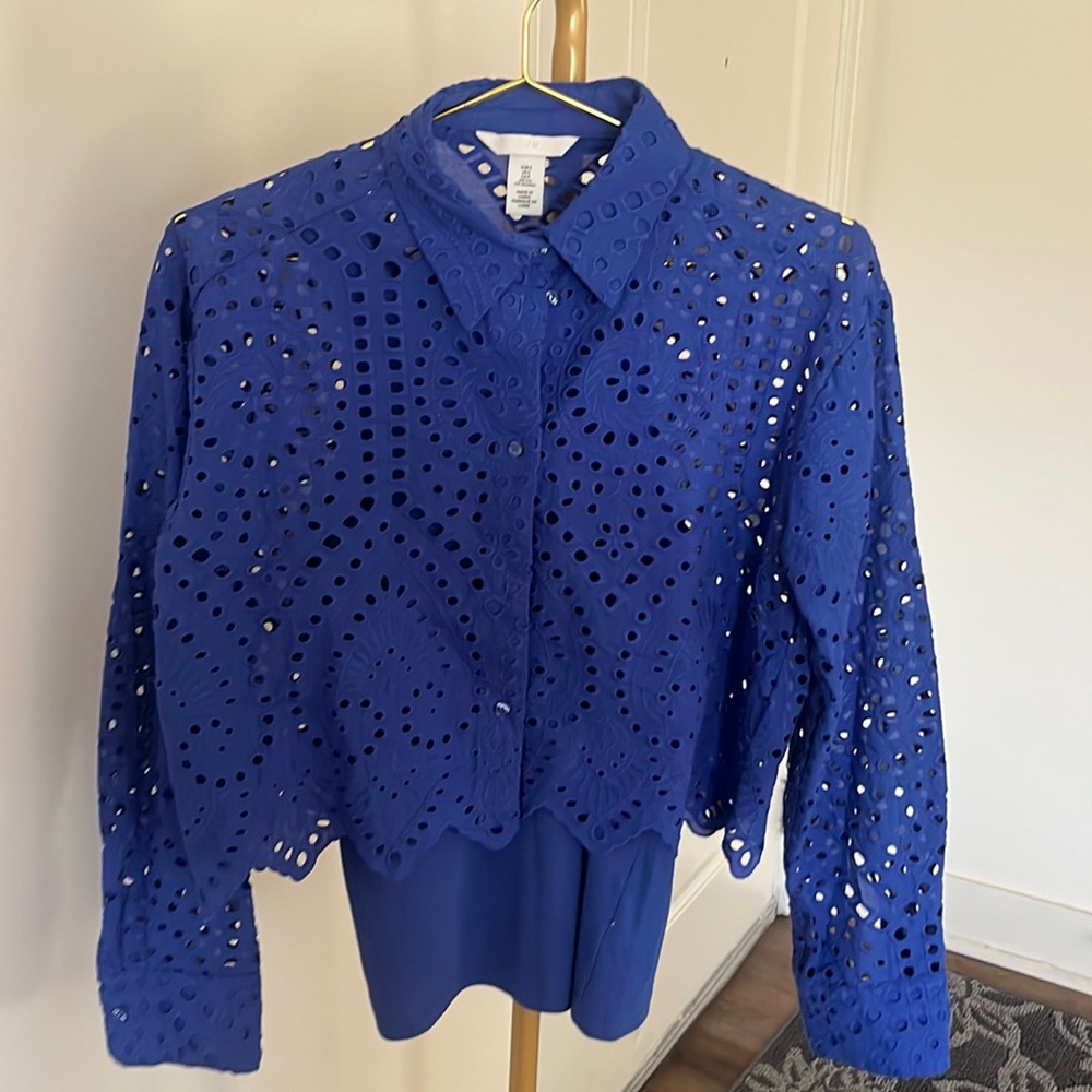 H&M Bright Blue Shirt Size Small